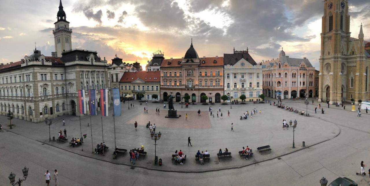 Apartment Panorama Central Novi Sad Luaran gambar